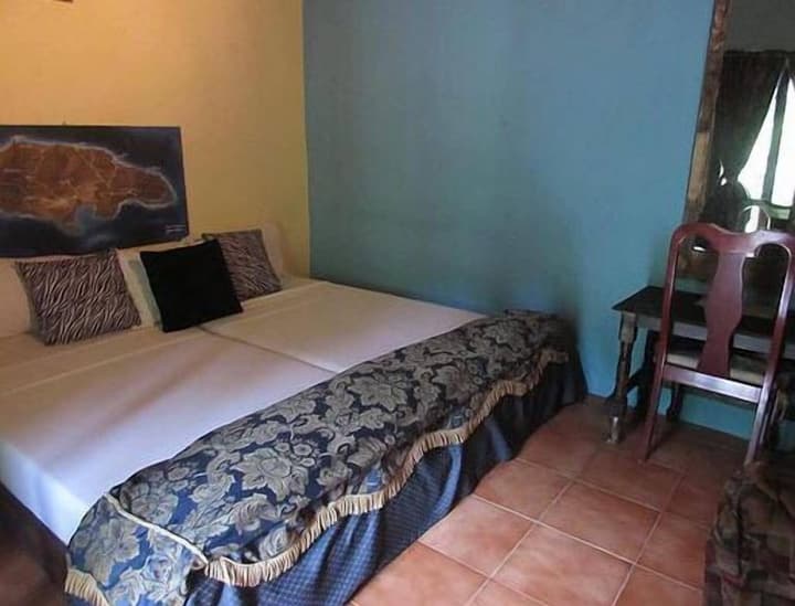RafJam Bed & Breakfast