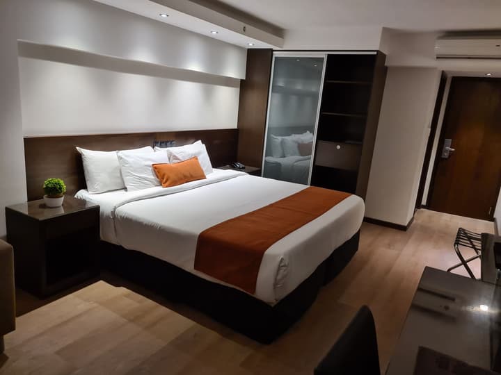 Crystal Tower Hotel