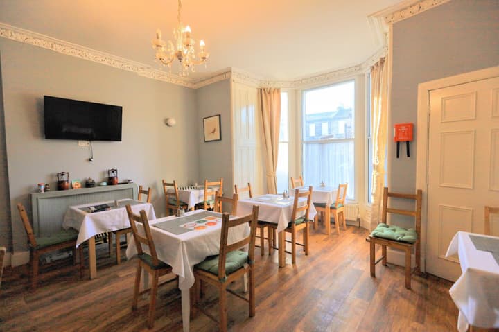 Edinburgh Holiday Guest House