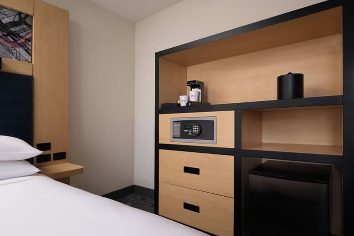 Aloft by Marriott El Segundo - Los Angeles Airport