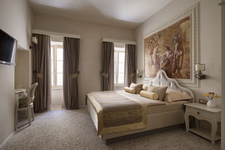 Heritage Hotel Life Palace