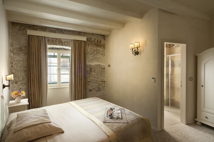 Heritage Hotel Life Palace