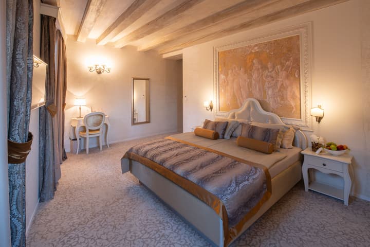 Heritage Hotel Life Palace
