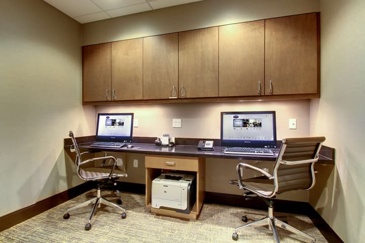 Hampton Inn & Suites Milwaukee West