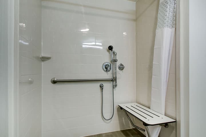 Hampton Inn & Suites Milwaukee West
