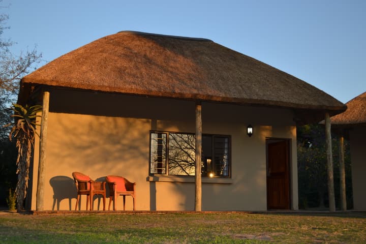 Chrislin African Lodge