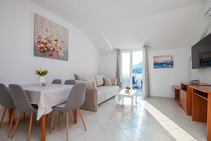 Apartments Azzurro
