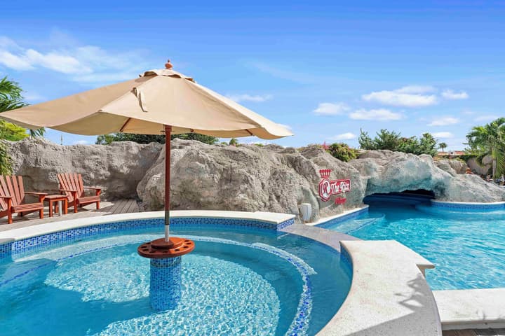 The Ritz Hostel