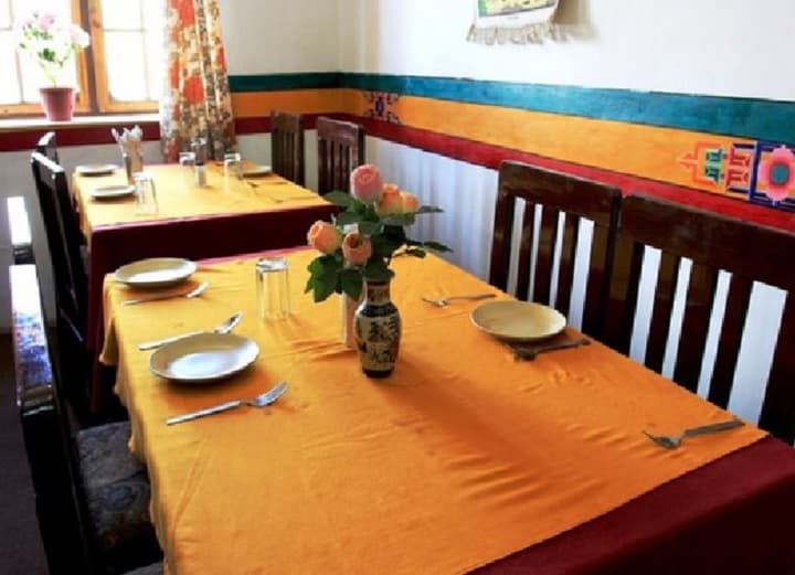TIH Hotel Mahay Palace