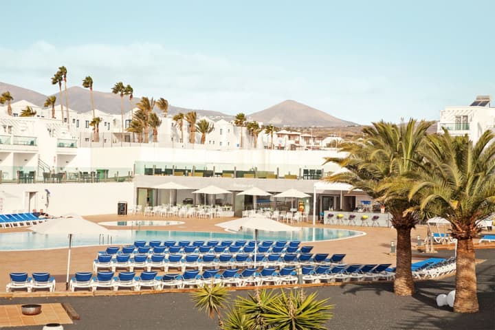 Hotel Plaza Palmeras