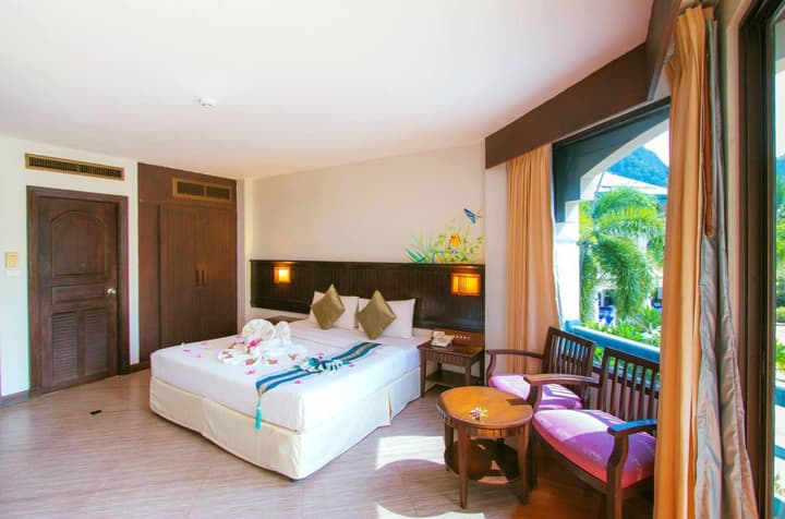 Phi Phi Island Cabana Hotel