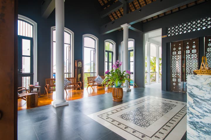 Little Nyonya Hotel