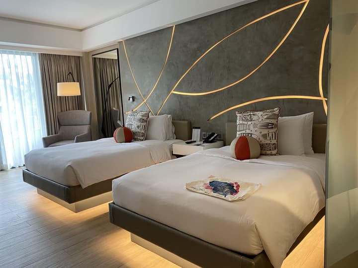 The Lind Boracay