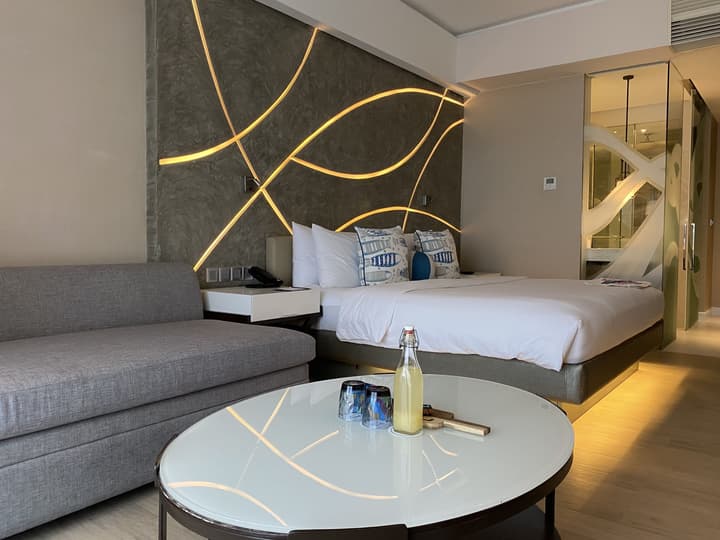 The Lind Boracay