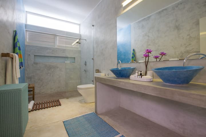 Sri Sharavi Beach Villas & Spa