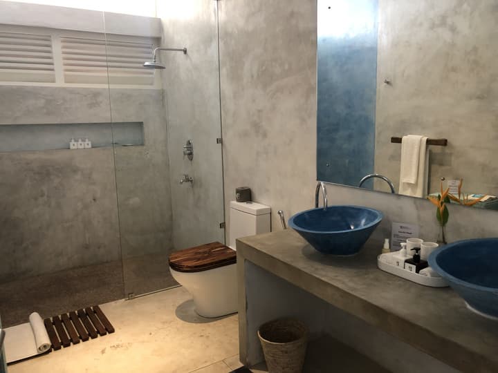 Sri Sharavi Beach Villas & Spa