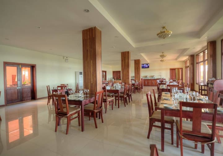 Raphael's Hotel