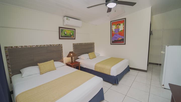 Hotel Flor Blanca