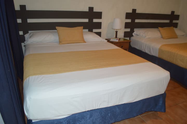Hotel Flor Blanca