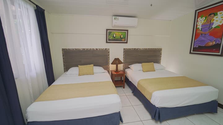 Hotel Flor Blanca