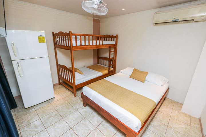 Hotel Flor Blanca