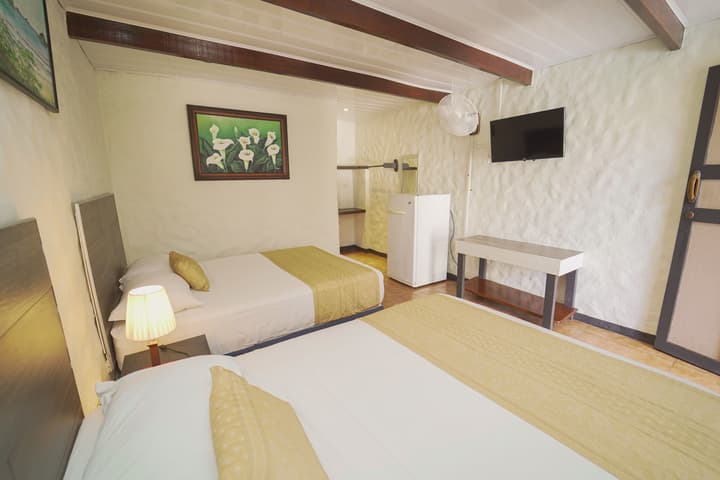 Hotel Flor Blanca
