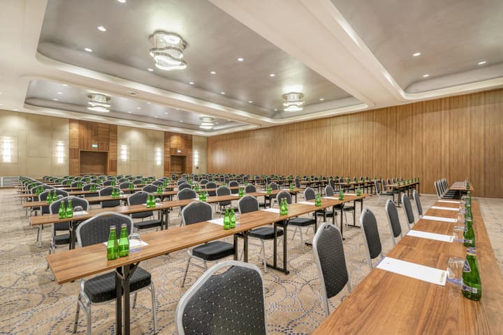 DoubleTree by Hilton Krakow Hotel & Convention Center