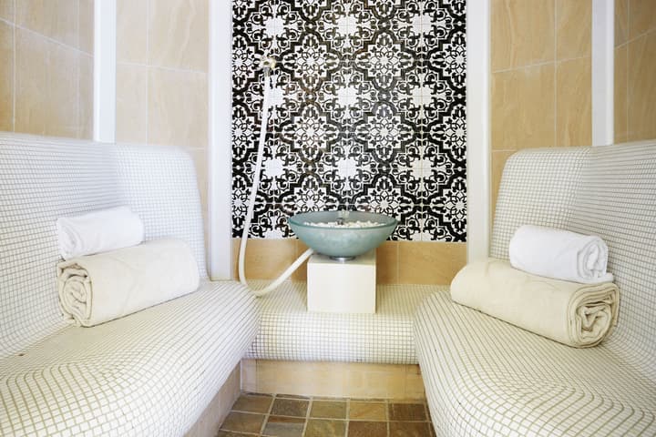 Grupotel Macarella Suites & Spa