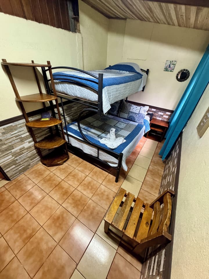 Cabinas El Pueblo - Hostel