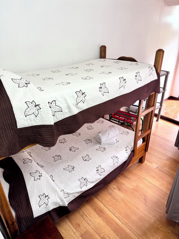 Cabinas El Pueblo - Hostel