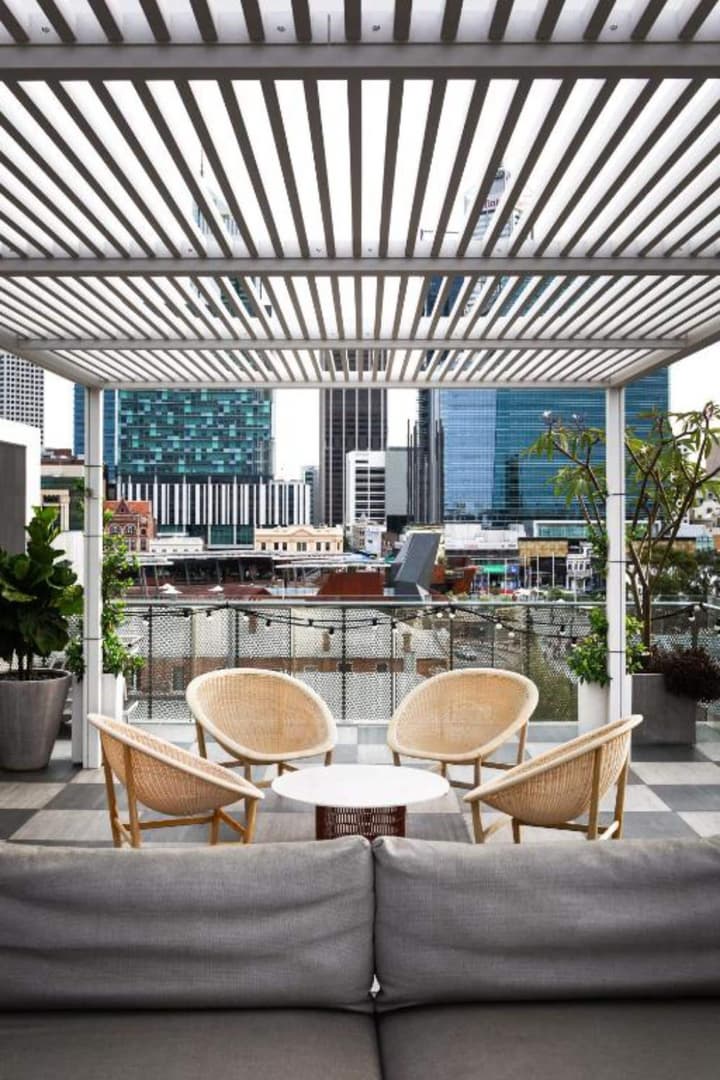 Alex Hotel