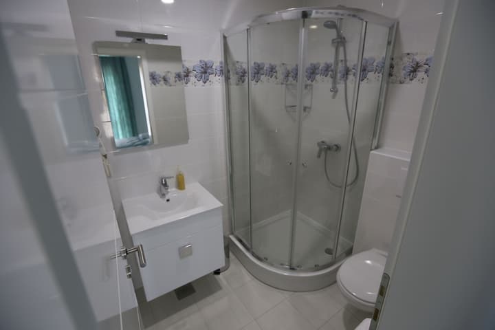 Villa Flowers