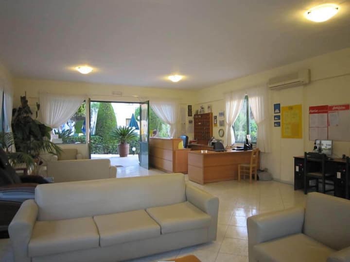 Nikolas Villas Apartments