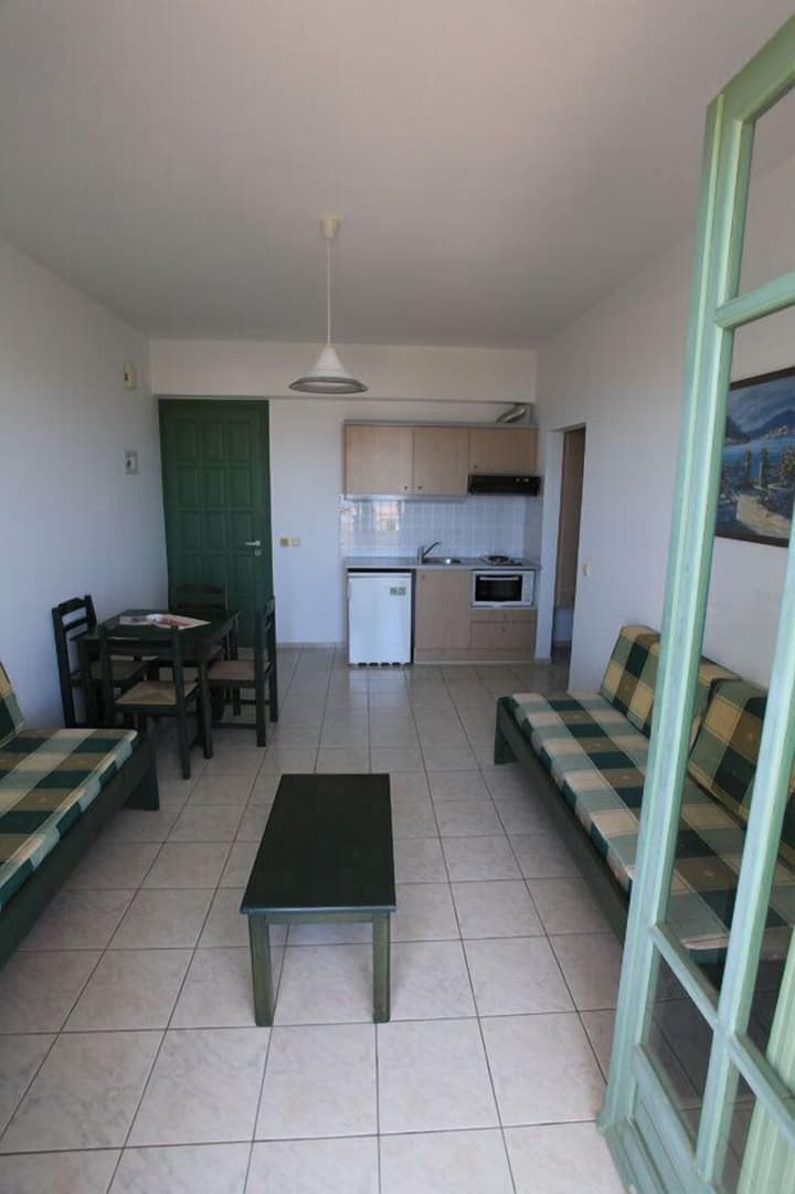 Nikolas Villas Apartments