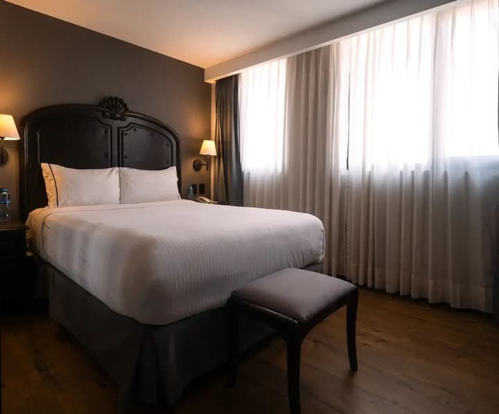 Hotel Canada Central