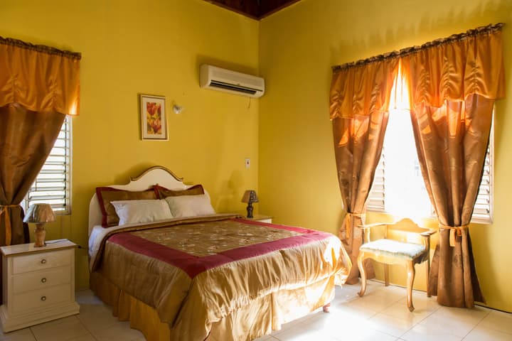 Diamond Villas and Suites