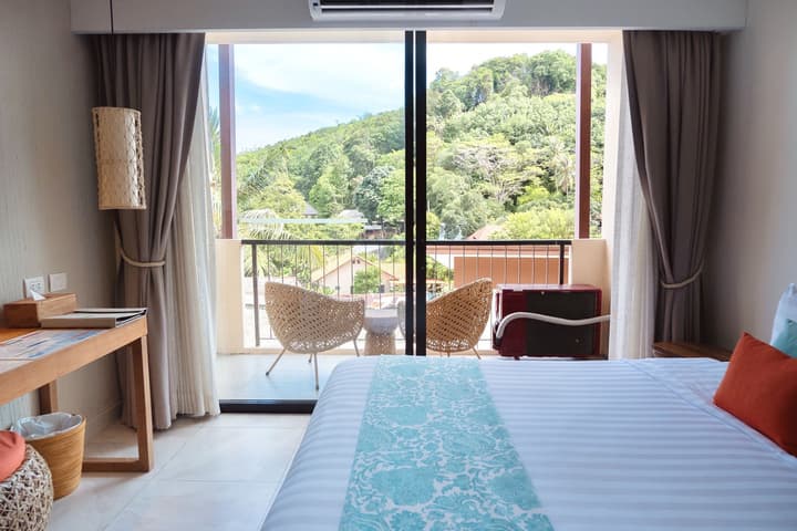 Bandara Beach Resort, Phuket