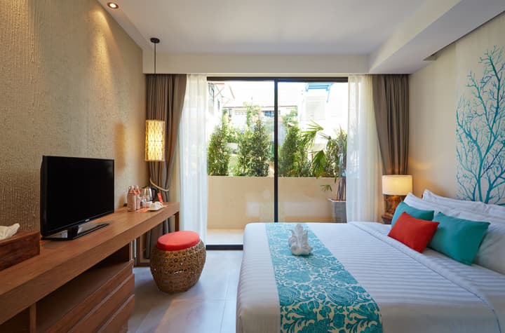 Bandara Beach Resort, Phuket