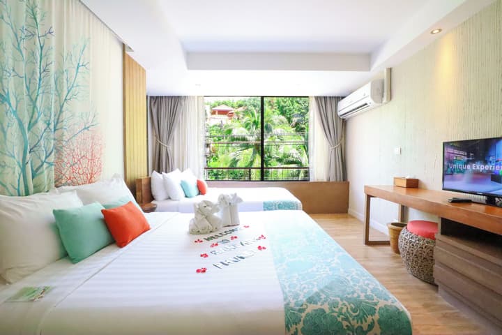 Bandara Beach Resort, Phuket