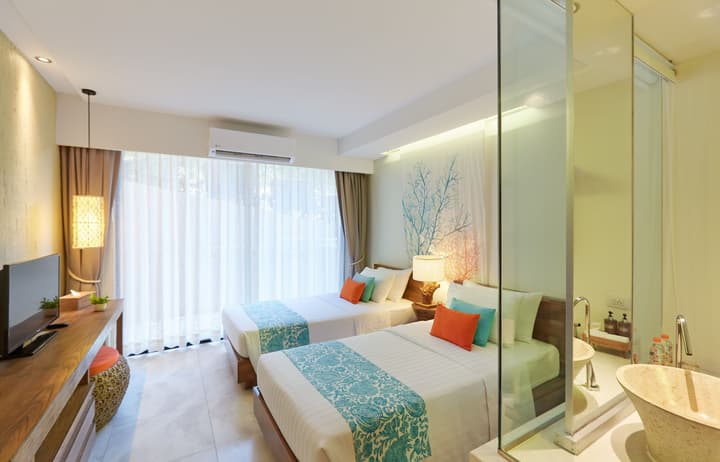Bandara Beach Resort, Phuket