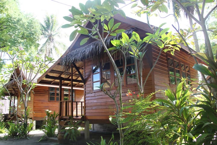 Lipe Beach Resort