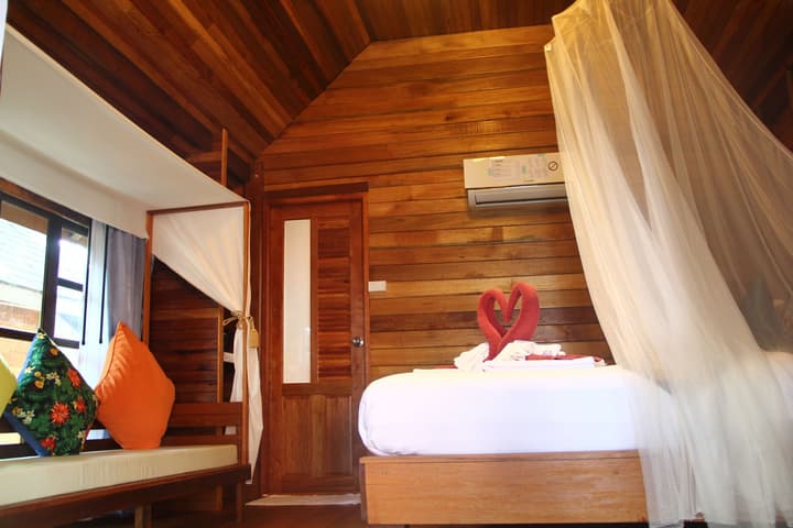 Lipe Beach Resort