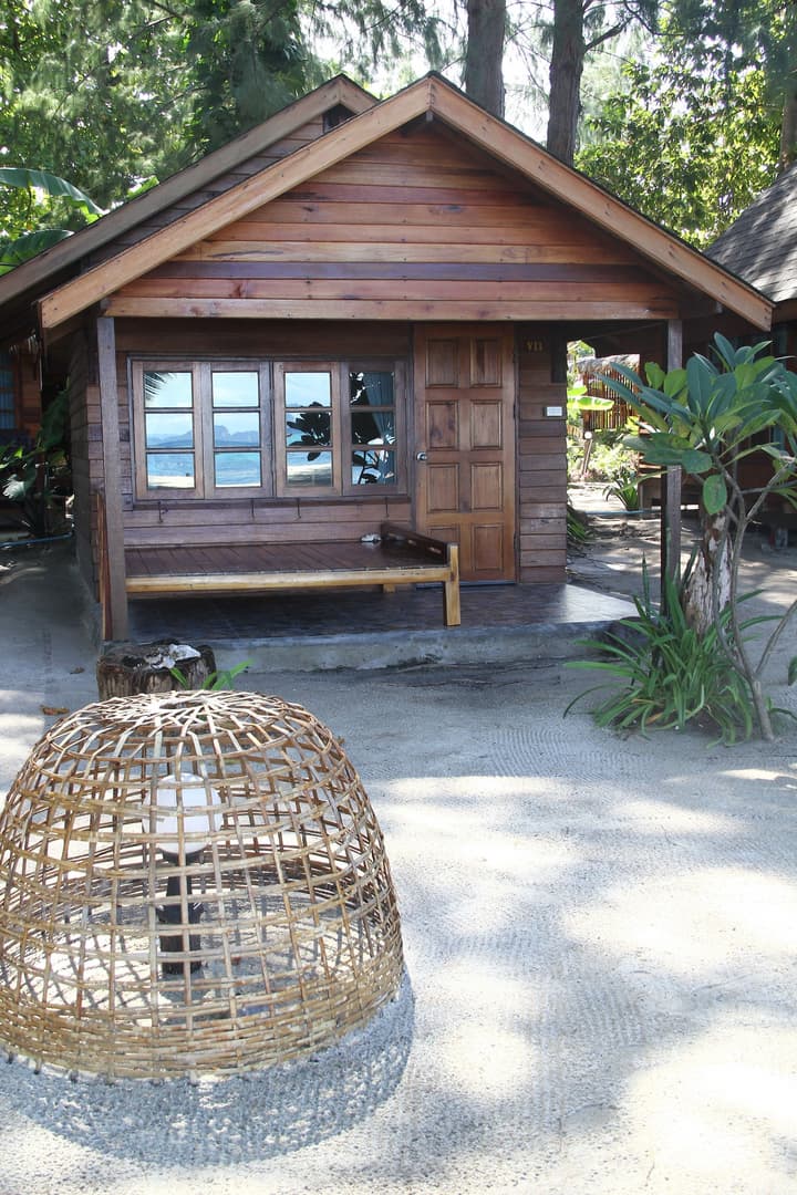 Lipe Beach Resort