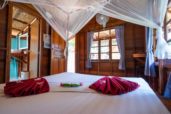Lipe Beach Resort