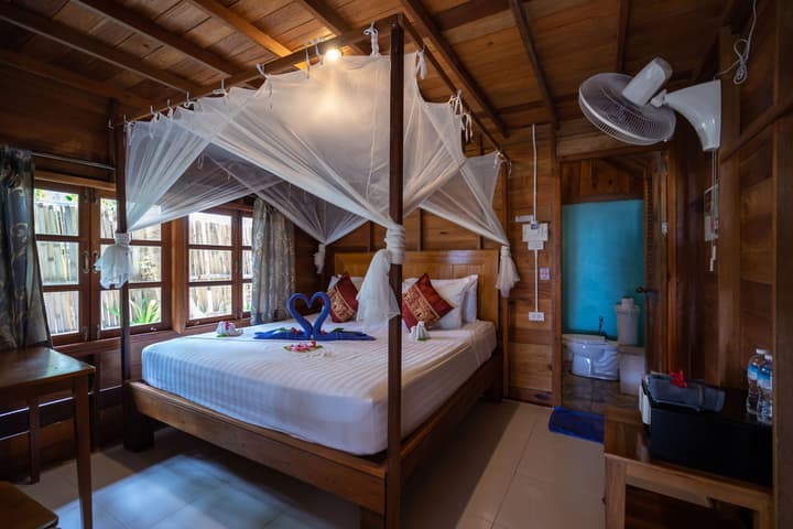 Lipe Beach Resort