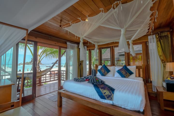 Lipe Beach Resort