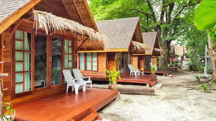 Lipe Beach Resort