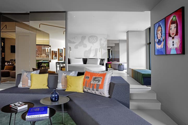 W Amsterdam