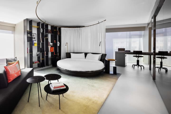 W Amsterdam