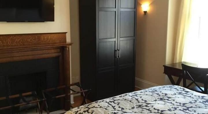 The Century House B&B Ottawa
